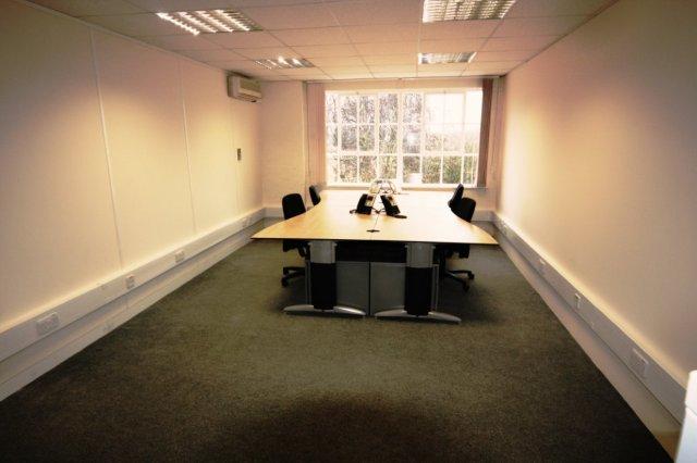 Office Space Desk Layout - Send Business Centre